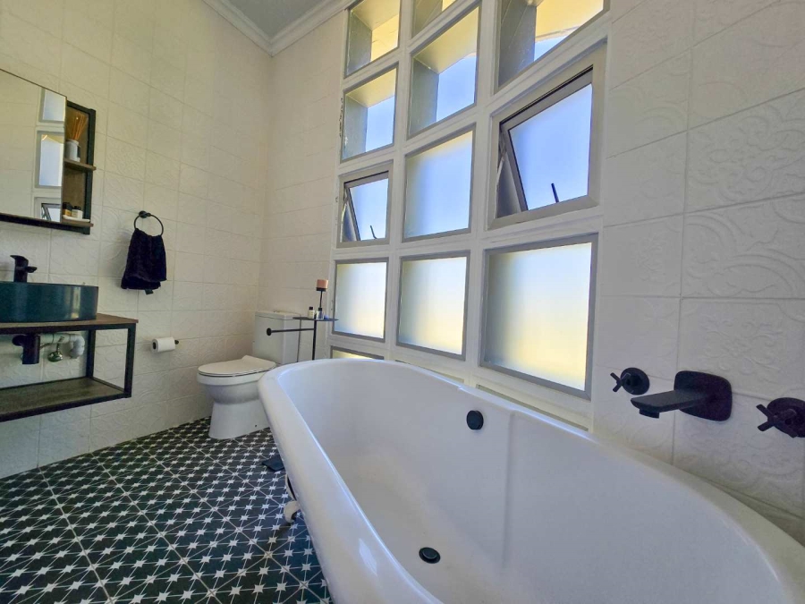 3 Bedroom Property for Sale in Stilbaai Wes Western Cape